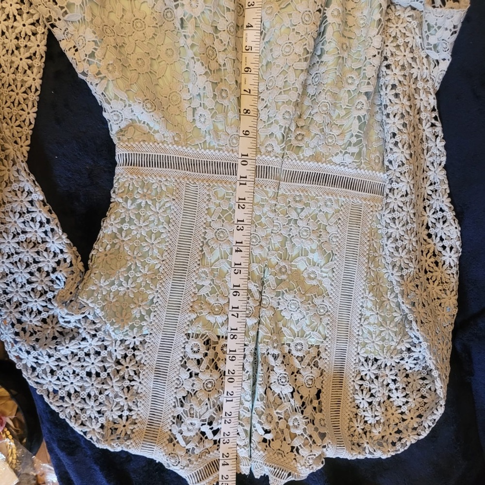I.MADELINE LACE TOP - Picture 6 of 7